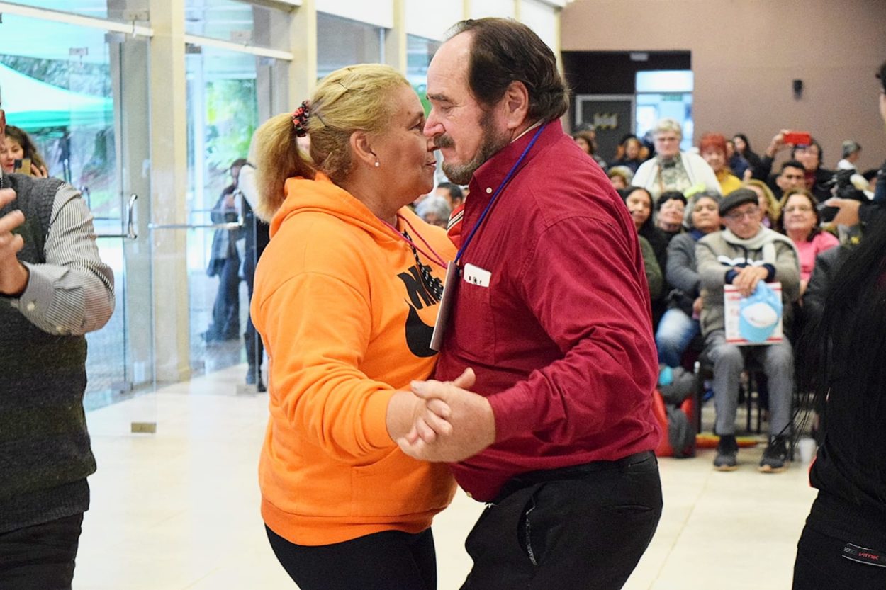 Para conmemorar el Día Mundial de la toma de conciencia del maltrato en la vejez, se realizó en Posadas un nuevo encuentro de Mateando con los Abuelos imagen-16