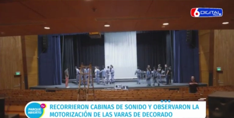 Estudiantes del Cuarto año del Janssen visitaron el Teatro Lírico para conocer la escenotécnica del recinto imagen-32