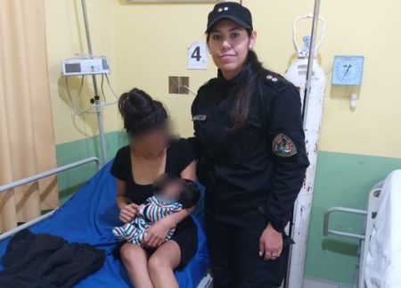 Policías salvaron la vida de un recién nacido en Apóstoles imagen-10