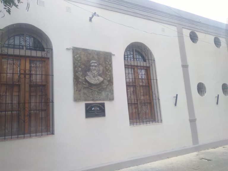 Vuelve a abrir sus puertas a la comunidad la Biblioteca Popular "Granadero Chepoyá" imagen-36