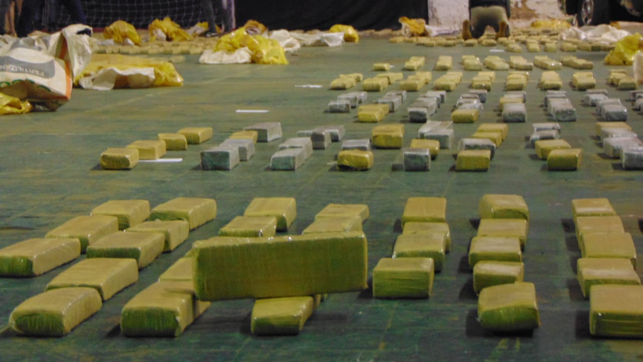 En menos de 24 horas la Policía secuestró más de 3 toneladas de droga valuada en 1.500 millones de pesos imagen-12
