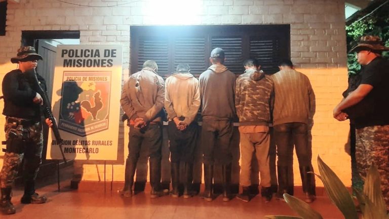 Un arsenal de armas secuestradas y cinco detenidos en operativos rurales imagen-18