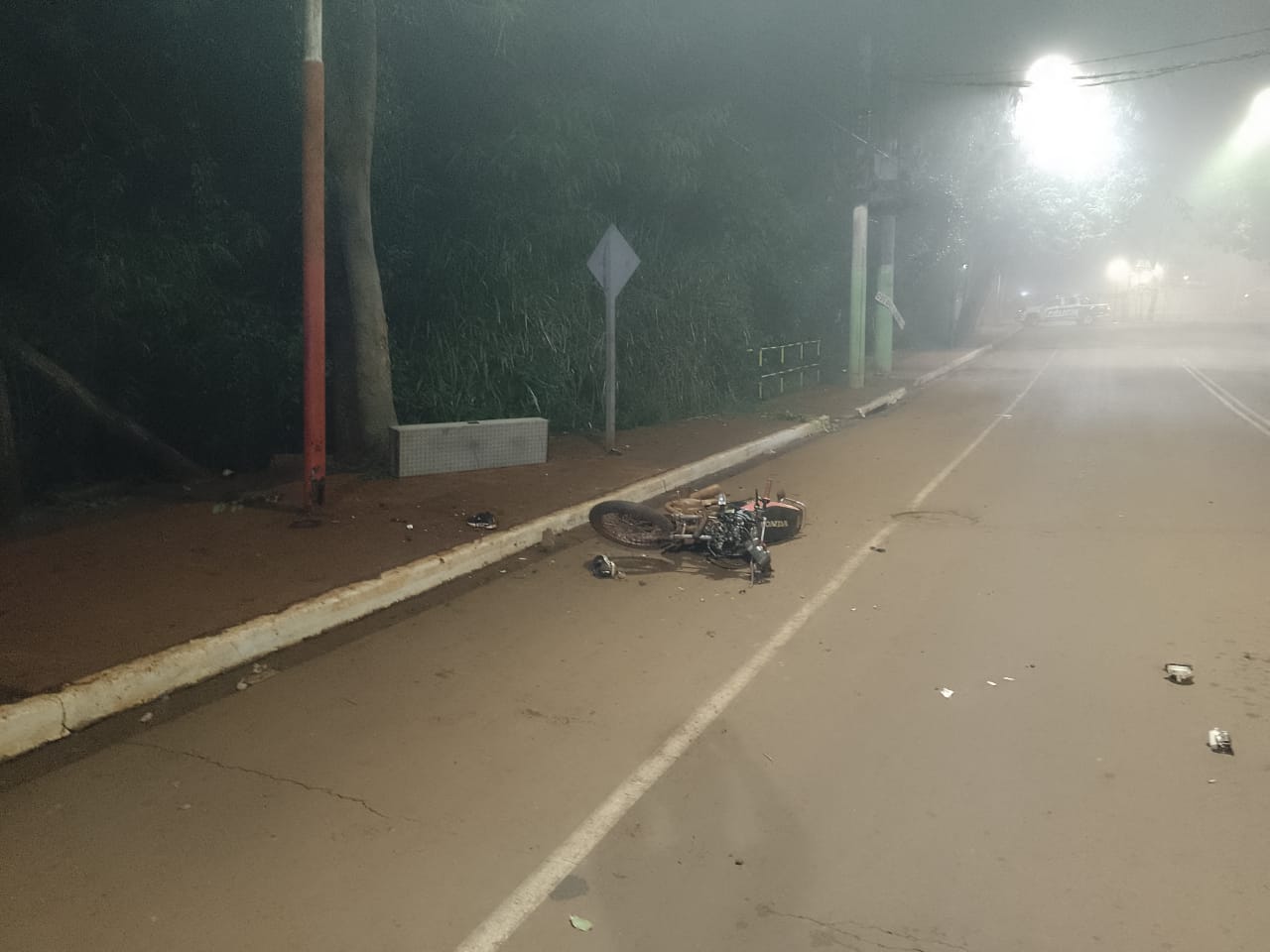 Falleció un motociclista tras un despiste en Puerto Iguazú imagen-1