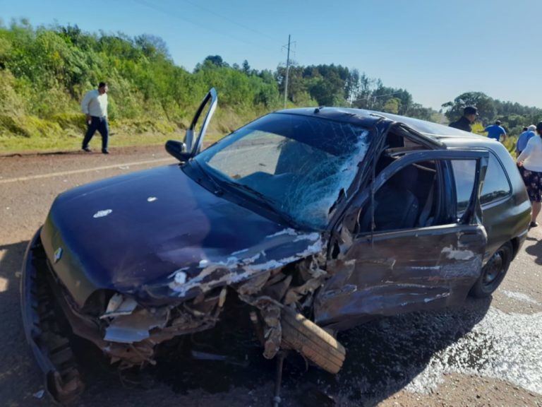 Colisión vehicular frontal en la ruta 4 dejó lesionados imagen-17