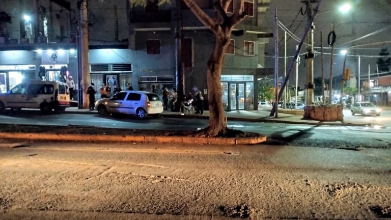 Una joven fue hospitalizada tras ser embestida en avenida posadeña imagen-40