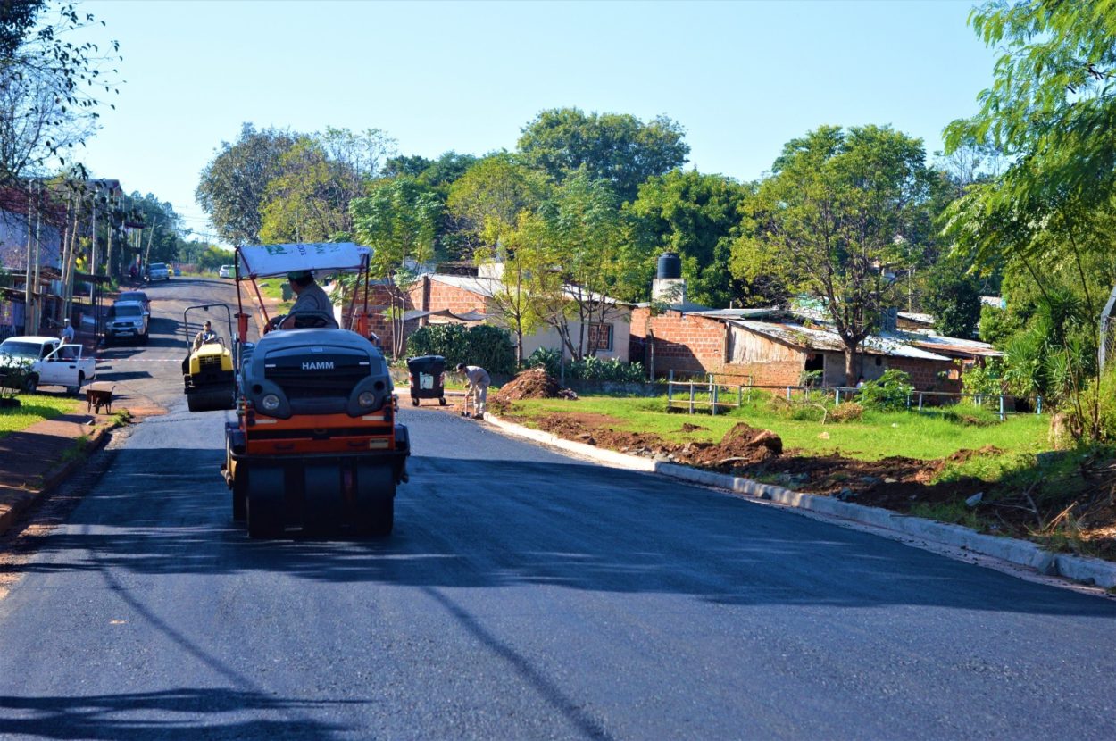 Más de 70 cuadras pavimentadas en Itaembé Miní imagen-2
