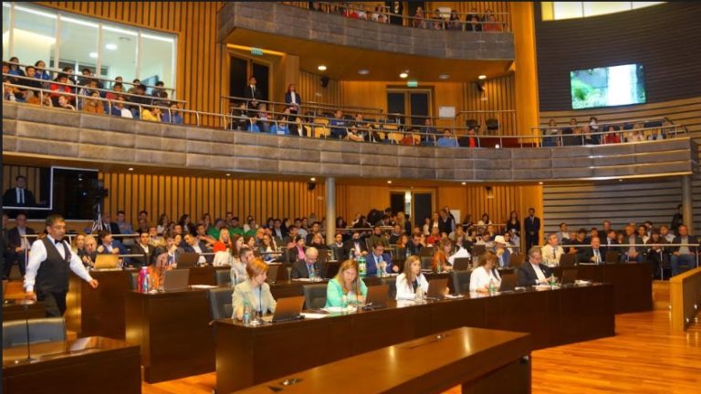 Legislatura creó el Registro Provincial de Patologías Derivadas de la Contaminación Ambiental y el Cambio Climático imagen-48