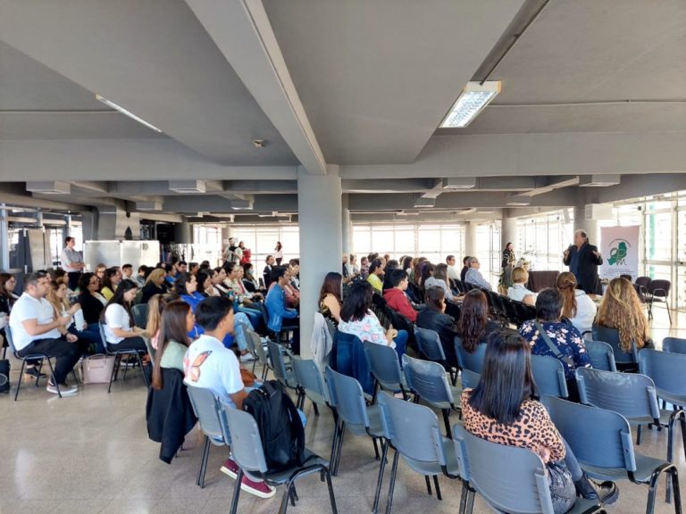 Diferentes equipos de cuidados paliativos del NEA están reunidos en Misiones en una Jornada organizada por el Hospital Escuela imagen-32