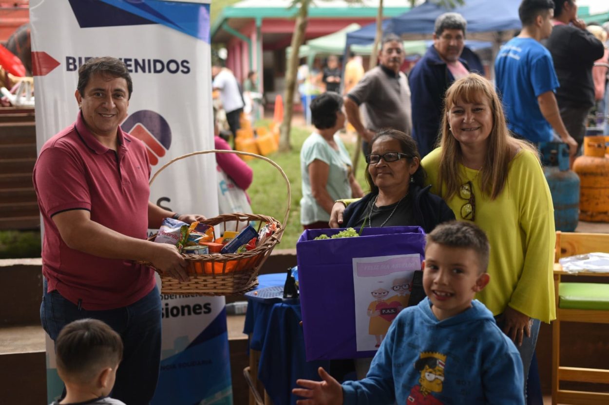 El operativo integral del P.A.S. Posadas acercó diferentes servicios a la comunidad en el barrio San Jorge imagen-4