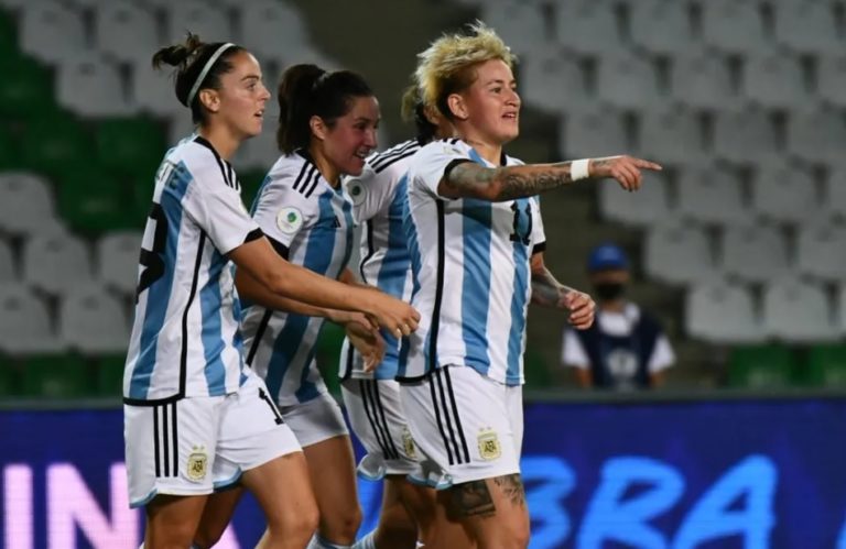 Fútbol femenino: con un gol de Yamila Rodríguez Argentina se de despidió rumbo al Mundial imagen-31