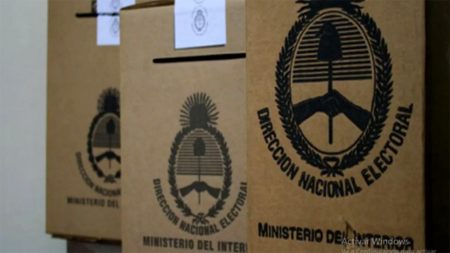 Santa Fe elige en las PASO a sus candidatos a gobernador para las generales de septiembre imagen-8