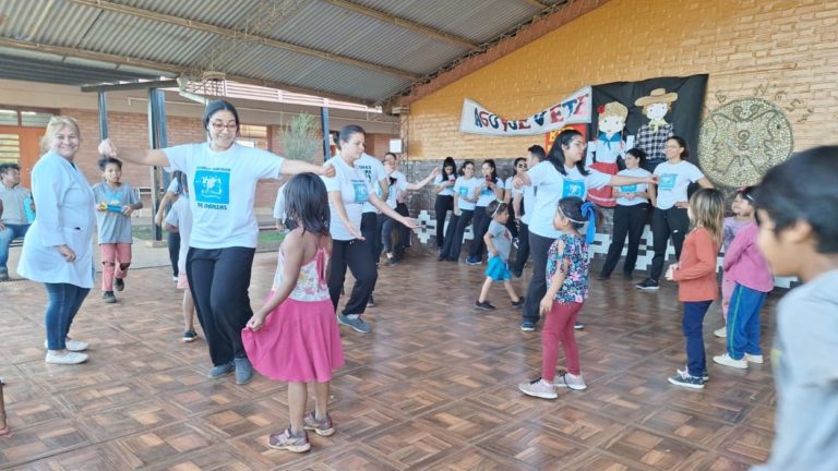 Cultura participó de una jornada de intercambio educativo en la comunidad Ka`Aguy Poty imagen-47