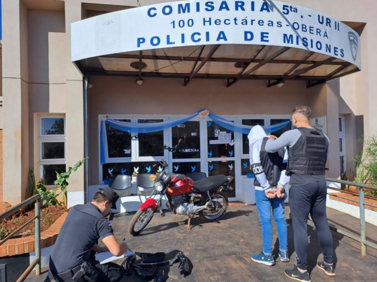 Policías de Oberá recuperaron una motocicleta que fue robada en L. N. Alem imagen-40