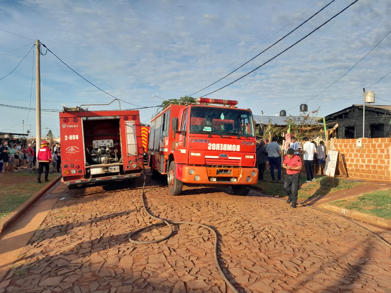 Se incendió una vivienda de Itaembé Guazú, no hubo heridos  imagen-2