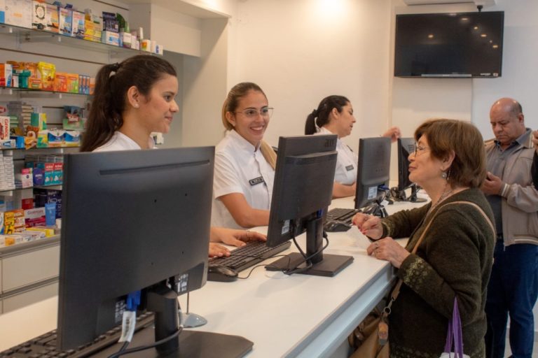 La Farmacia de la Policía cuenta con un nuevo edificio totalmente equipado para optimizar el servicio al sector imagen-32