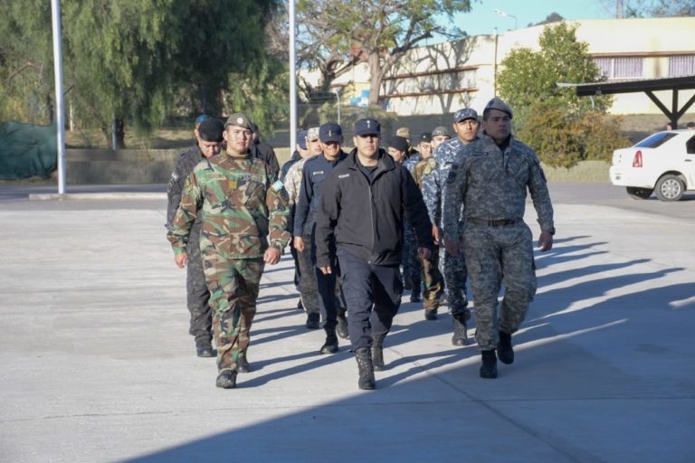 Destacan la participación y el desempeño de penitenciarios en el Curso Básico de Infantería en Córdoba imagen-26