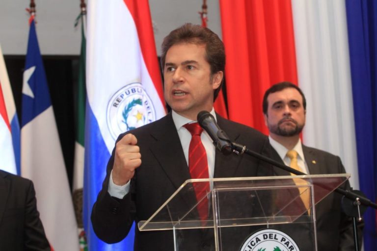 Muralla con Argentina: Ministro paraguayo pidió disculpas por sus dichos y aclaró que usó una "simbología" para "llamar la atención" imagen-21