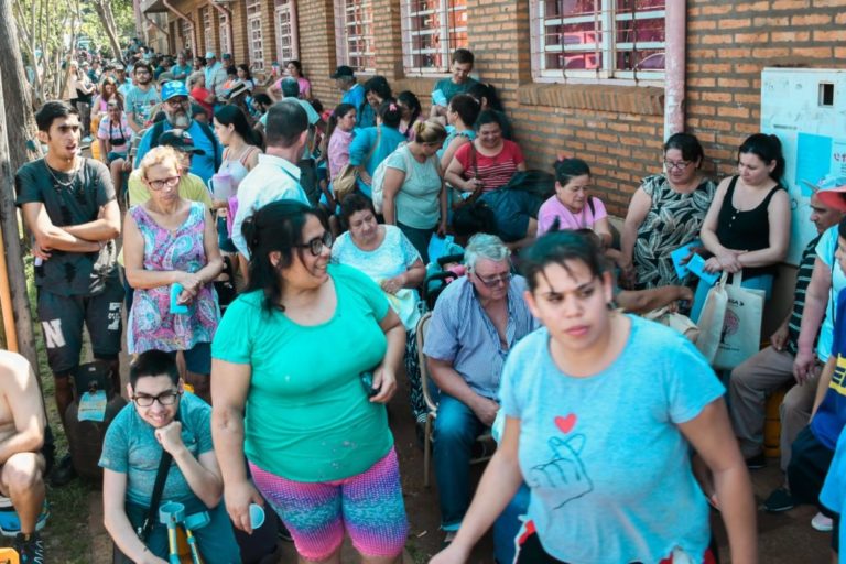 Vecinos del barrio San Lucas recibieron al operativo integral del P.A.S. imagen-37