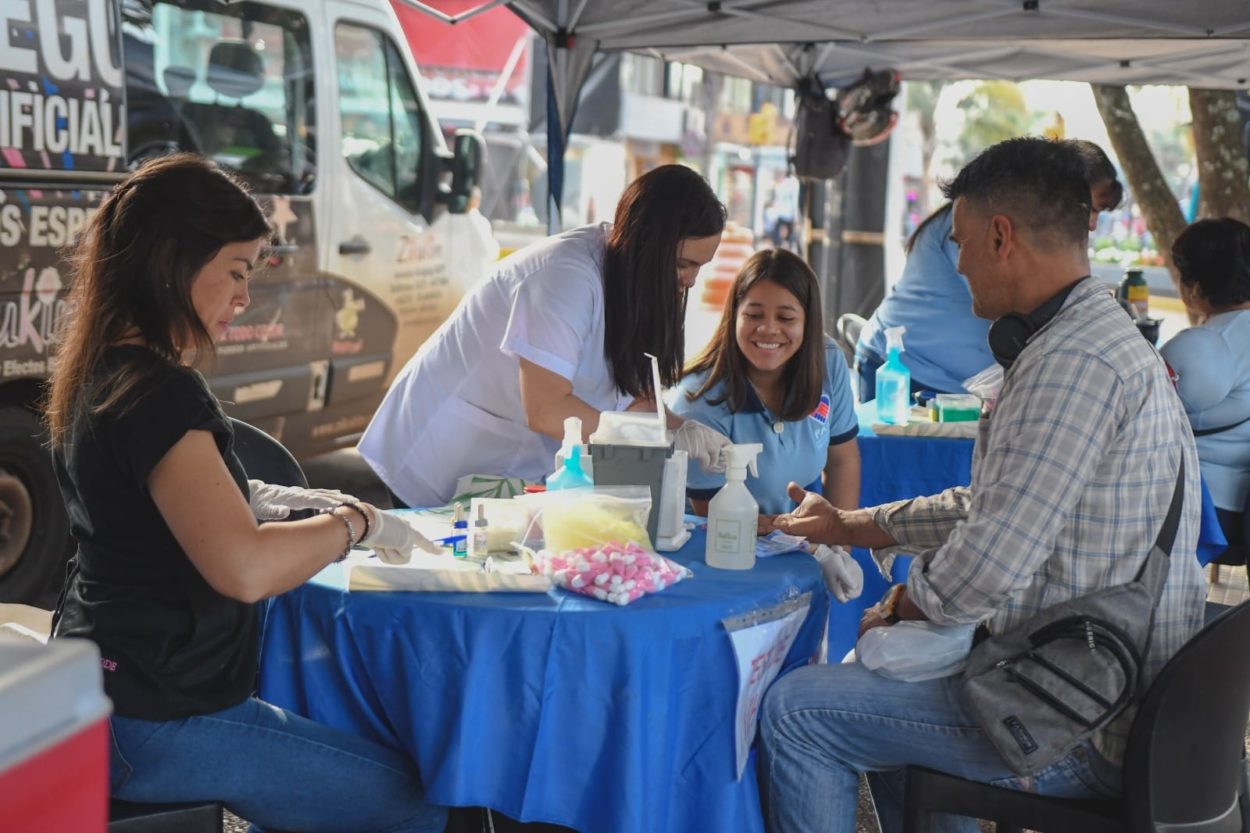 Una nueva jornada del P.A.S. Salud y Prevención se realizó en la plaza San Martín de Posada imagen-2