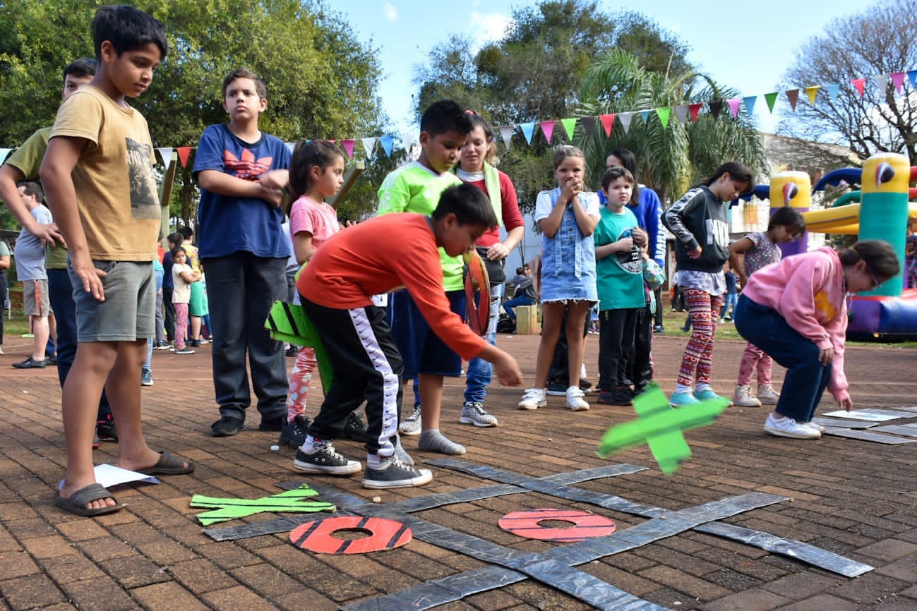 Mes de las infancias: Por los Niños Todo festejó a más de 500 chicos de Villa Cabello  imagen-8