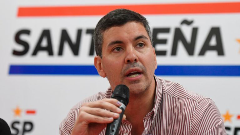 Peña asume el Gobierno de Paraguay con un fuerte desafío en materia social imagen-19