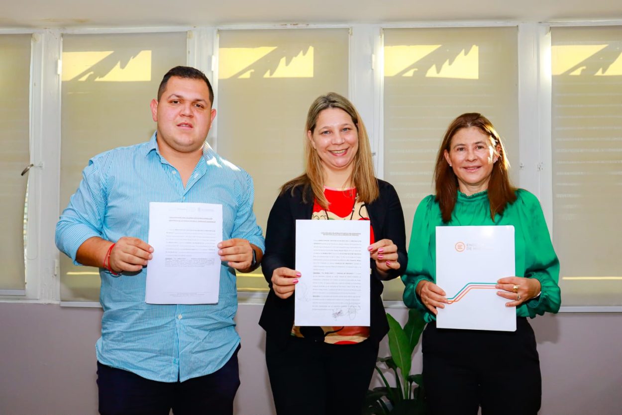 Firman Convenio Marco para el desarrollo energético de comunidades indígenas guaraníes de la provincia imagen-4