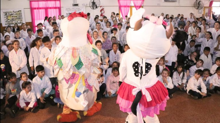 "Gurises Felices": el festejo por el Mes de las Infancias se trasladó a El Soberbio imagen-48