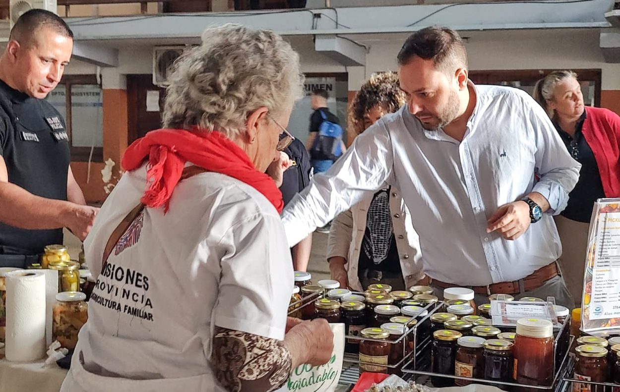 La Policía acerca la Feria Franca a los misioneros imagen-6