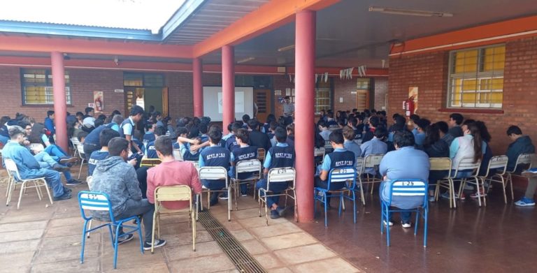 Alumnos de Campo Grande participaron de las Charlas del Iplyc sobre Juego Responsable imagen-28