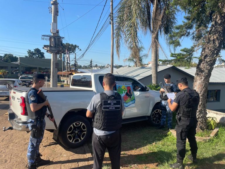 A través del monitoreo satelital, la Policía recuperó una camioneta robada en Brasil imagen-47