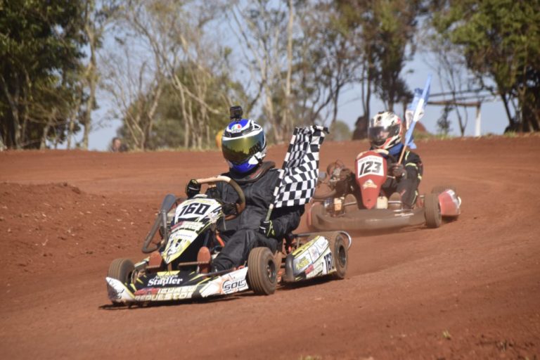 Moto y Karting: una multitud disfrutó de grandes finales en Aristóbulo del Valle imagen-4