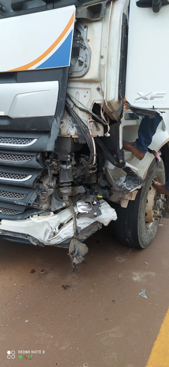 Accidente fatal entre un auto y un camión al Norte de Virasoro imagen-10