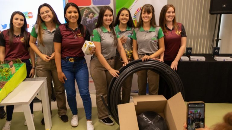 Jóvenes Cultivando Futuro: finalizó concurso de AgroInnovación Sostenible para estudiantes imagen-32