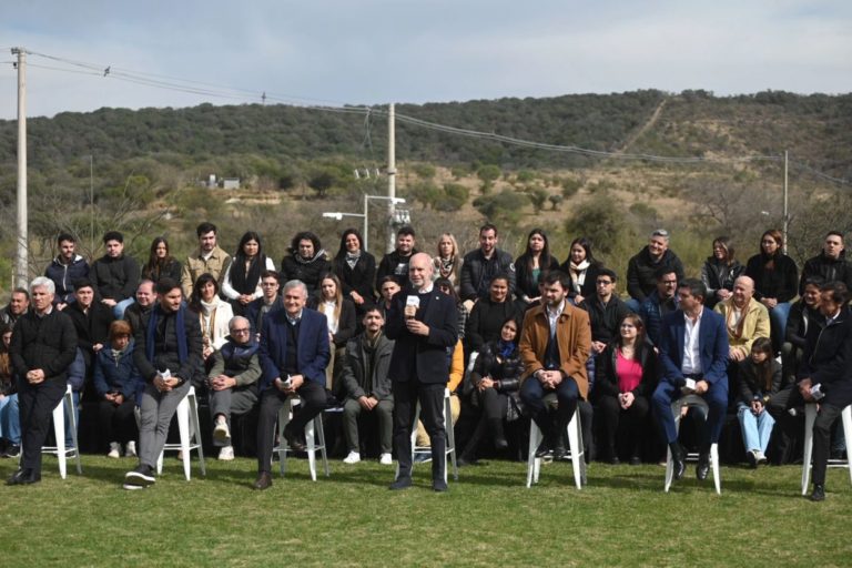 Rodríguez Larreta presentó, junto a Morales, gobernadores electos y el candidato a gobernador de Santa Fe, su plan para el desarrollo de una Argentina federal: “Somos el único equipo que puede llevar adelante el cambio y que tiene las propuestas para hacerlo” imagen-22