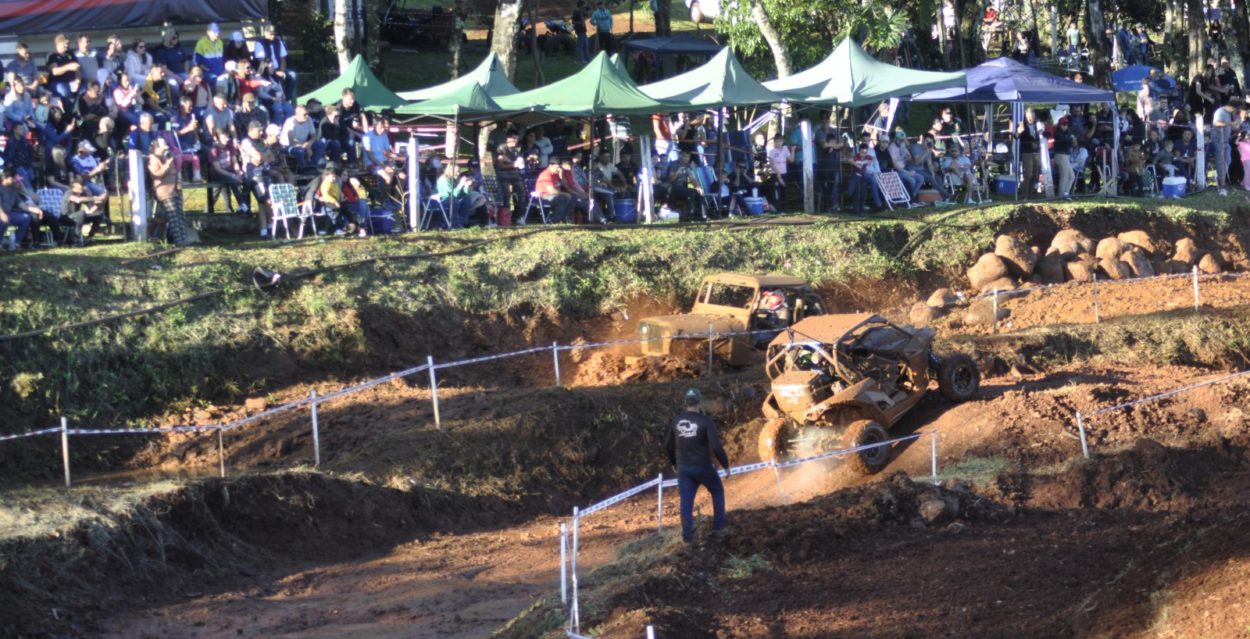 Jeep Fest: más de 25 mil personas disfrutaron de la competencia en San Vicente imagen-7