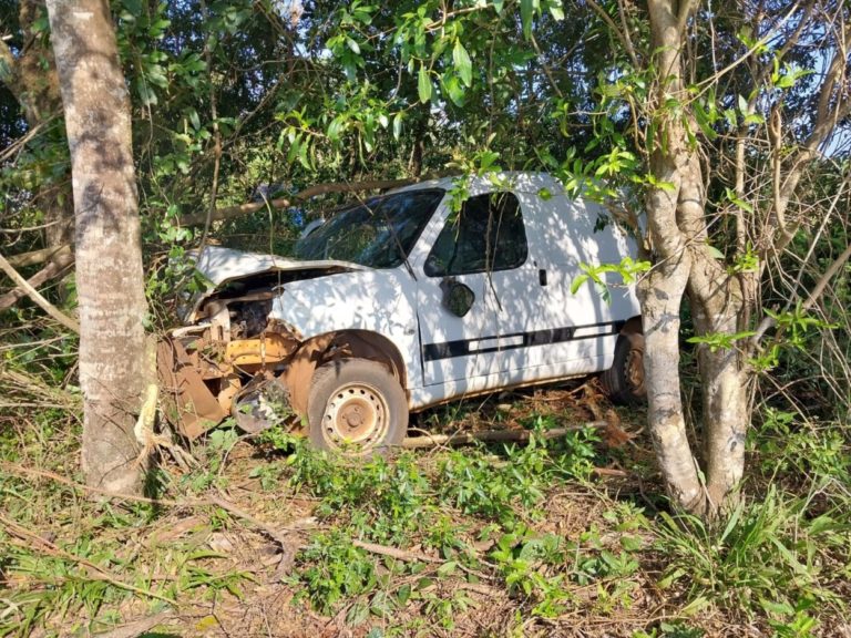 Un automovilista lesionado tras despistar en la ruta 12 imagen-16