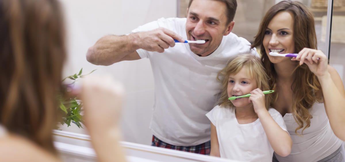 Odontologos aconsejan una buena tecnica de cepillado para prevenir caries y otras enfermedades dentarias  imagen-1