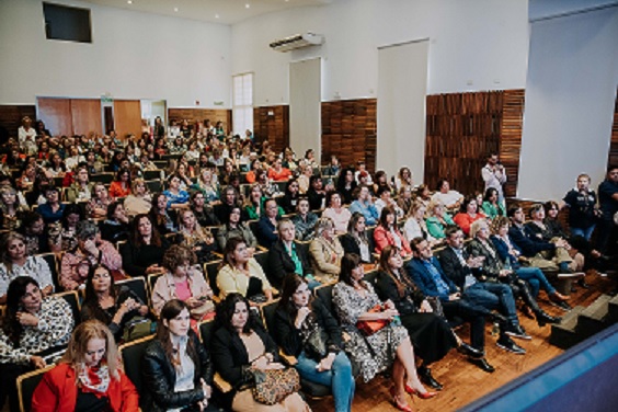 El Gobernador acompañó el lanzamiento de una línea de financiamiento para mujeres productivas imagen-2