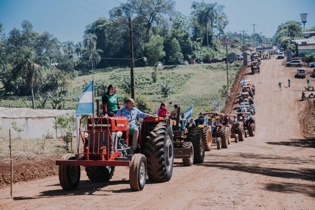 La Fiesta del Tractor celebra la tarea de los productores del Alto Uruguay imagen-8