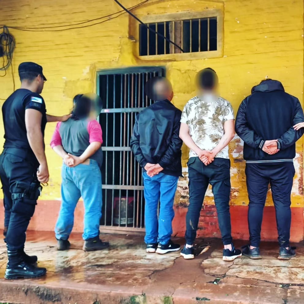 Prófugo por homicidio intentaba escapar hacia Brasil: lo detuvieron junto a tres cómplices imagen-1