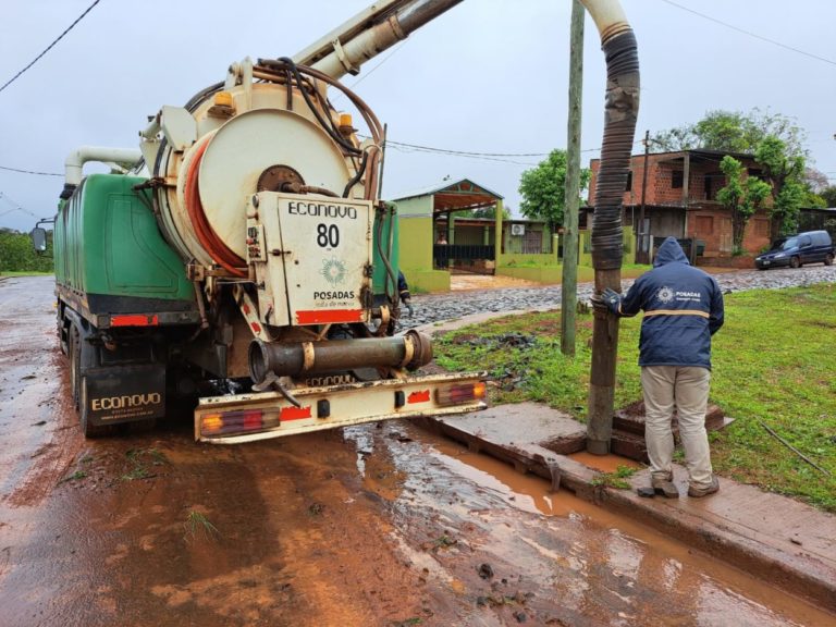 Ante las precipitaciones, se intensificaron las tareas de prevención en la vía pública imagen-28