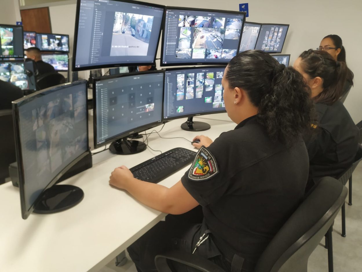 Centro Integral de Operaciones 911, único en el NEA por su capacidad de monitoreo en tiempo real de más de 2 mil cámaras imagen-2