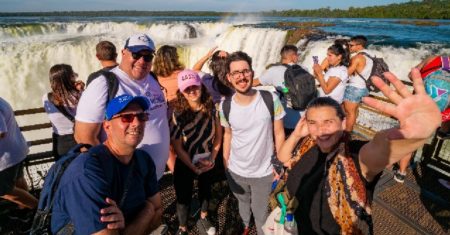 Misiones suma conectividad con la ruta aérea Resistencia – Iguazú imagen-6