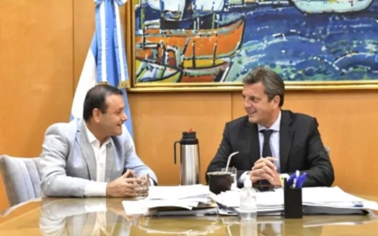 Massa en Misiones para entrega de viviendas en Itaembé Guazú y firma de convenios, expectativa por anuncios imagen-29