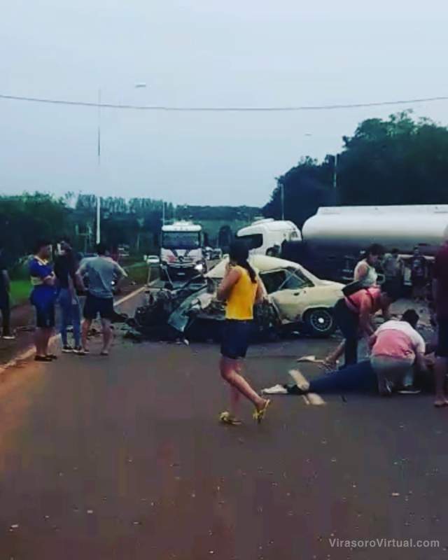 Corrientes: siniestro vial en el acceso sur a Virasoro deja dos fallecidos y tres heridos imagen-2