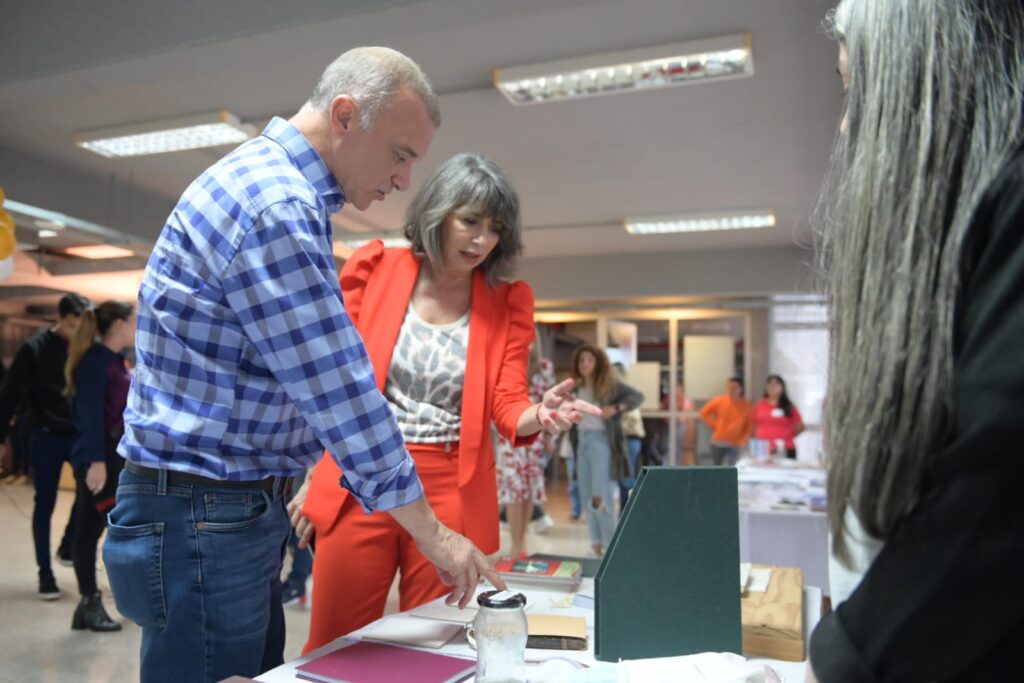 Arce acompañó el operativo del P.A.S. y la apertura del Encuentro de Bibliotecarios del Mercosur imagen-4