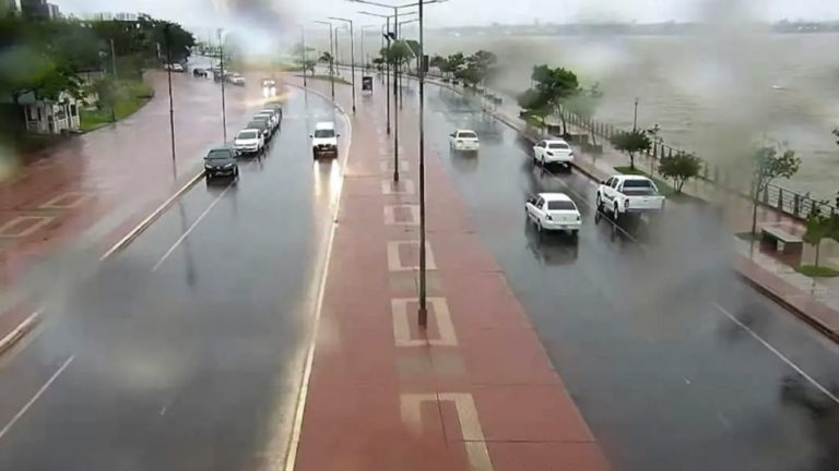 Además de Misiones, hay 13 provincias bajo alertas por lluvias, viento y tormentas imagen-33