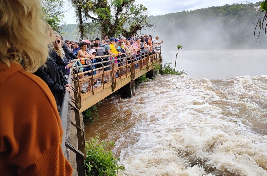 Inicio del fin de semana extra largo: 6.500 visitantes ya ingresaron al Parque Nacional Iguazú imagen-2