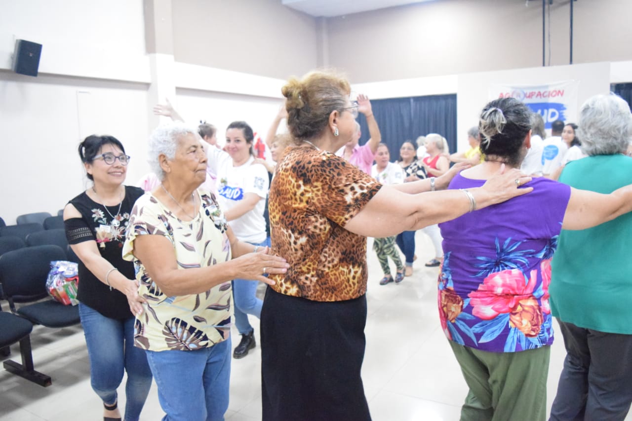 Puerto Iguazú vivió una apasionante fiesta con el "Mateando con los Abuelos" imagen-2