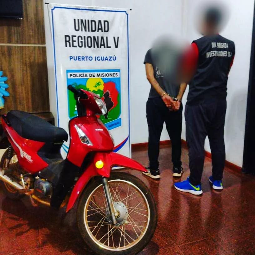 Desarticularon un desarmadero de motos robadas en Puerto Iguazú y detuvieron a siete personas imagen-8